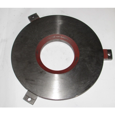 Tarcza dociskowa sprzęgła napędu przekażnika mocy  ZETOR 70011172