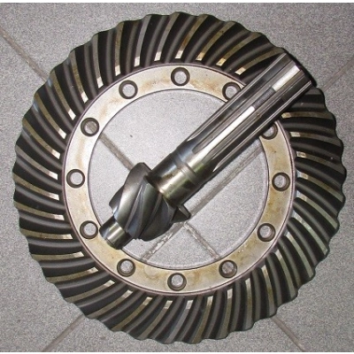 Koło talerzowe z wałkiem 1870869M2