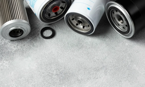 Hydrauliczny filtr oleju w ciągniku – dlaczego warto dbać o układ hydrauliczny?